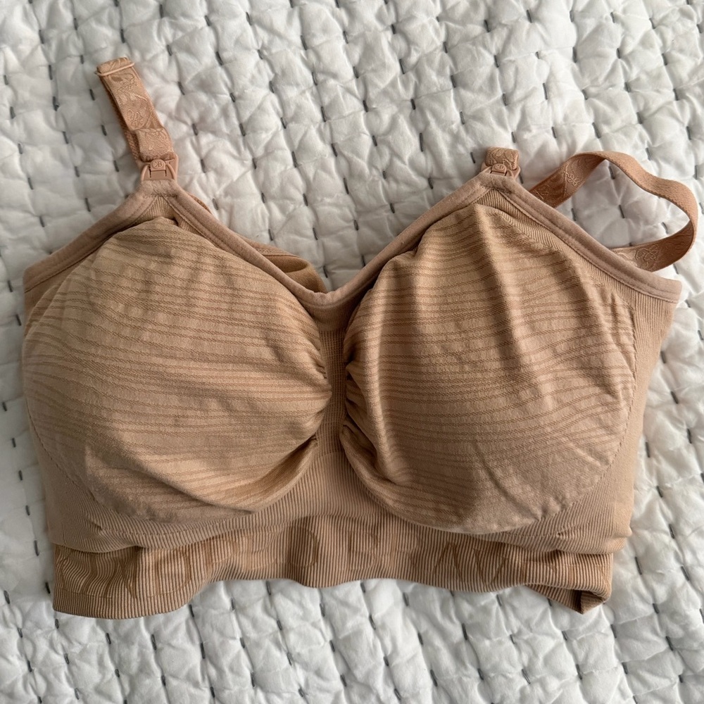 Kindred Bravely Pumping and Nursing Bra